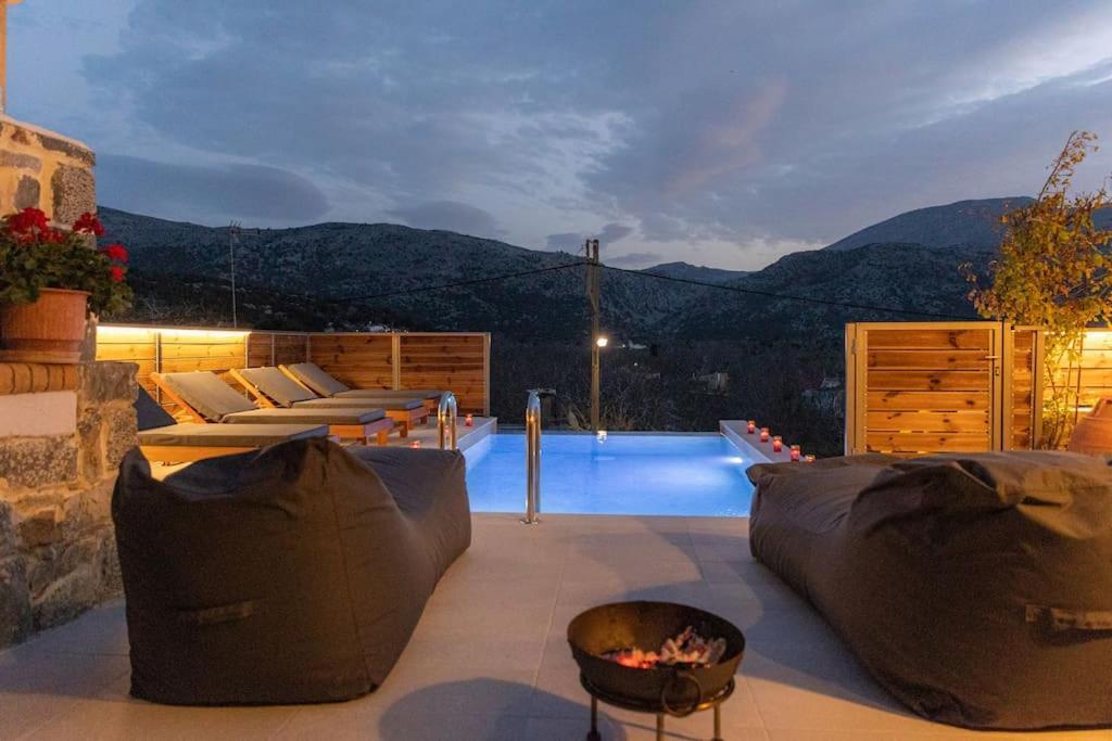 Lasithi Luxury Villa Mesa Lasithi Extérieur photo